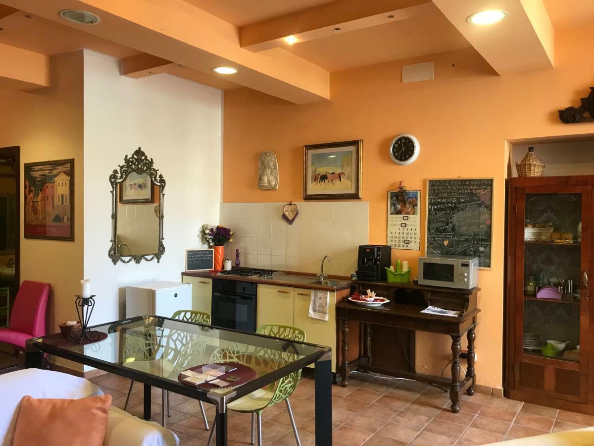 Alloggio Turistico La Stalla Tuscania Luaran gambar